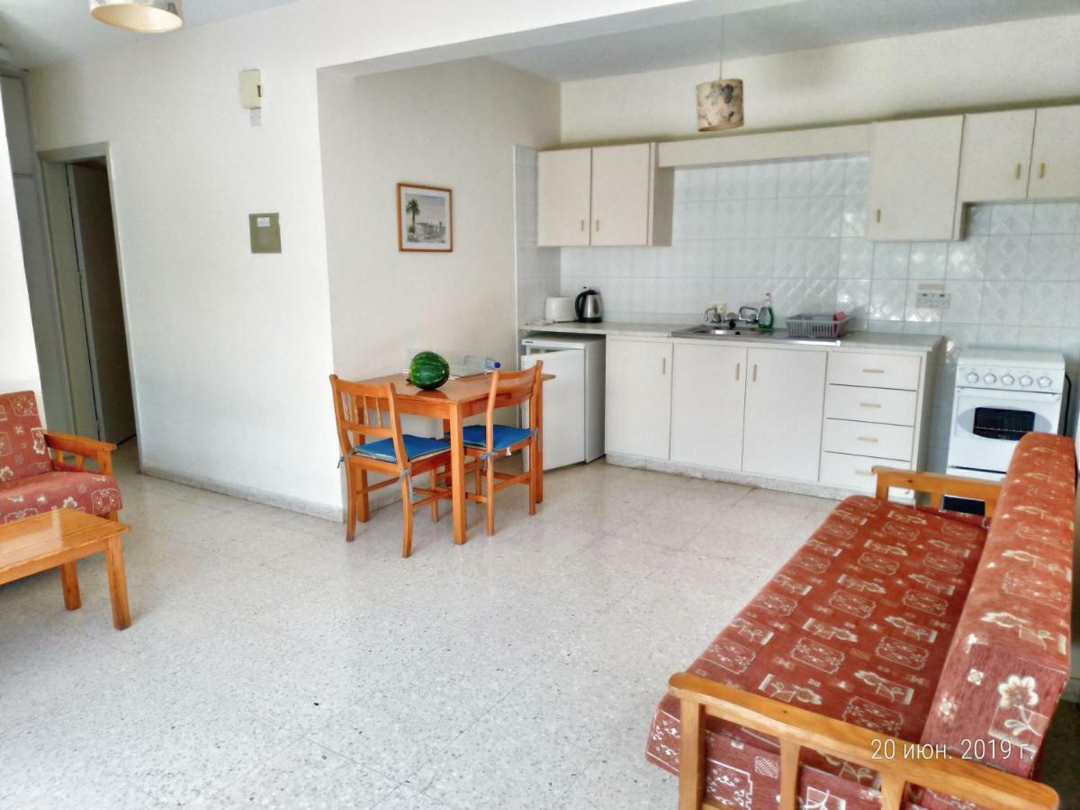 Constantaras Apartments Protaras Ngoại thất bức ảnh